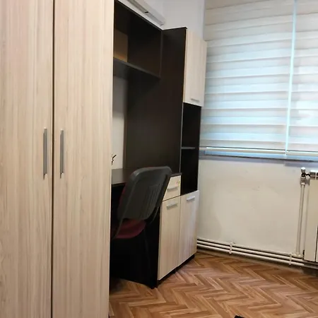 Parkside Haven - Your Quiet Retreat Bucharest