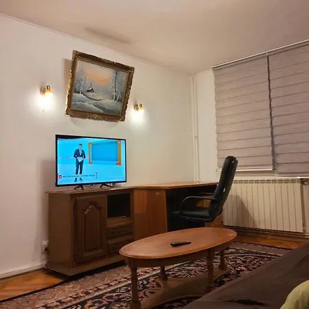 Apartment Parkside Haven - Your Quiet Retreat Bucharest